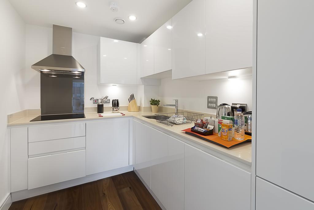 Lincoln Plaza Apartment ลอนดอน ห้อง รูปภาพ