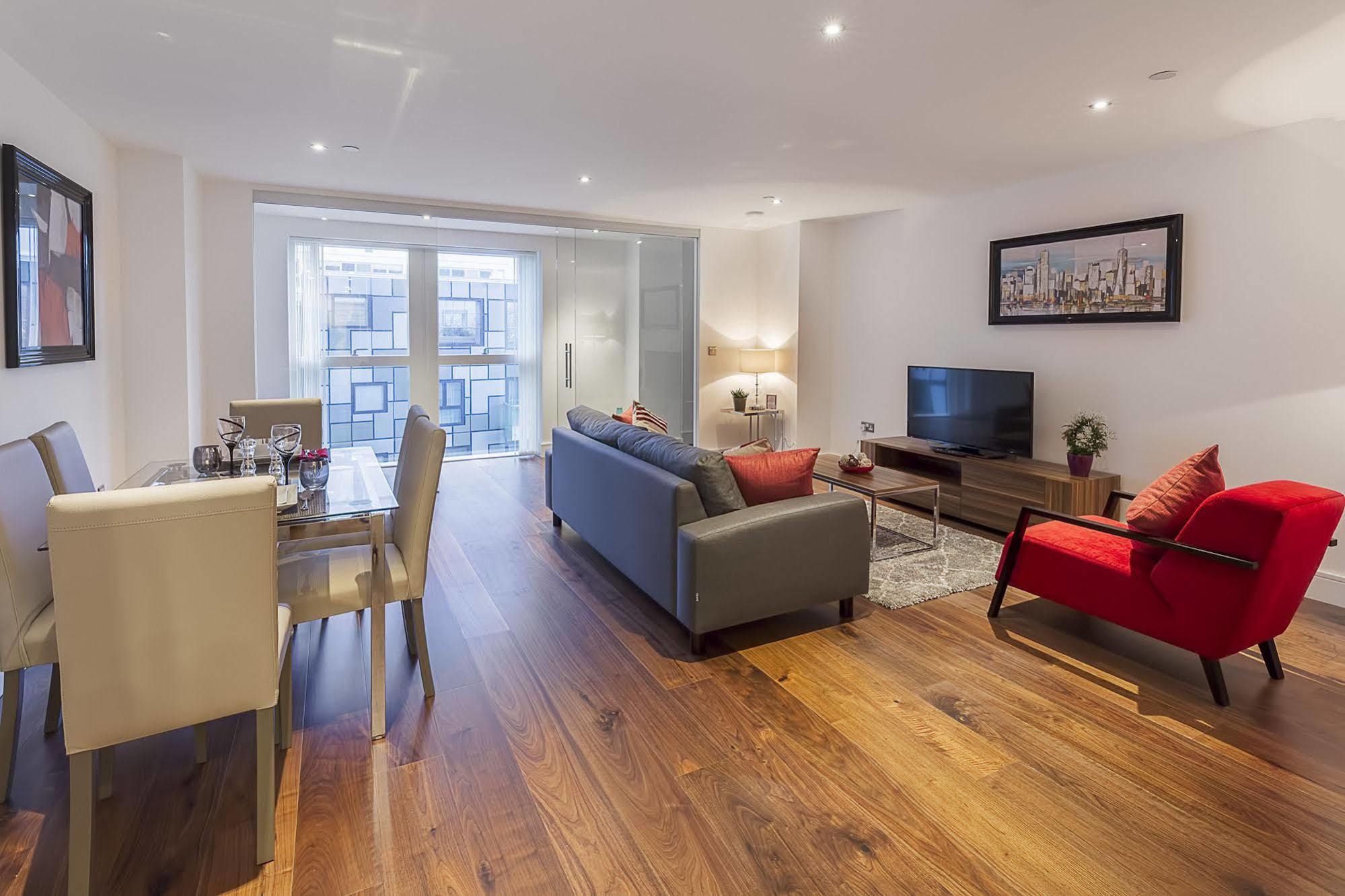 Lincoln Plaza Apartment ลอนดอน ภายนอก รูปภาพ