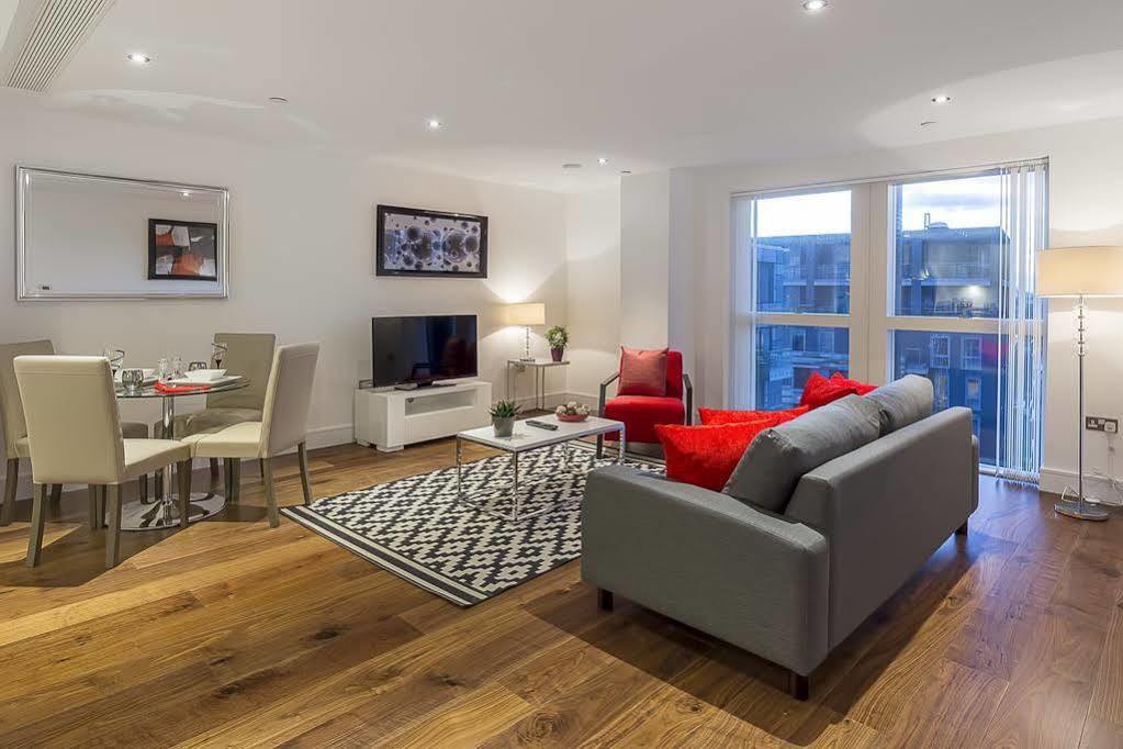Lincoln Plaza Apartment ลอนดอน ภายนอก รูปภาพ